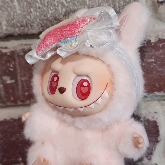 Labubu White Rainbow Star Headband - Picture 2 of 5